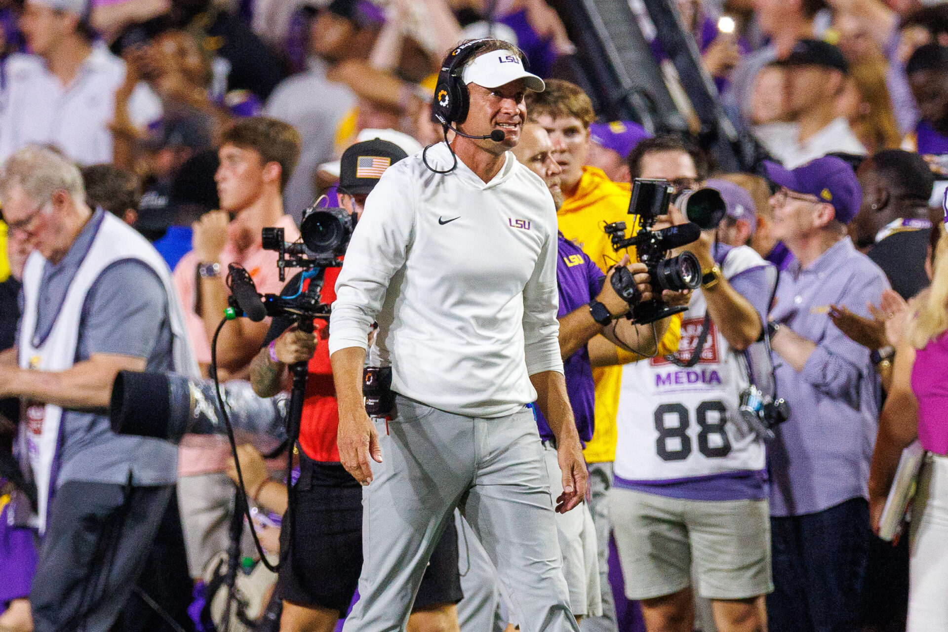 Lane Kiffin not thrilled with LSU's first-half offense against Louisiana Tech