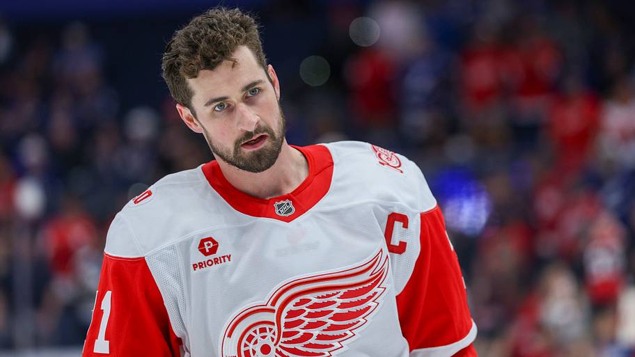Red Wings ownership under fire amid worsening GM situation