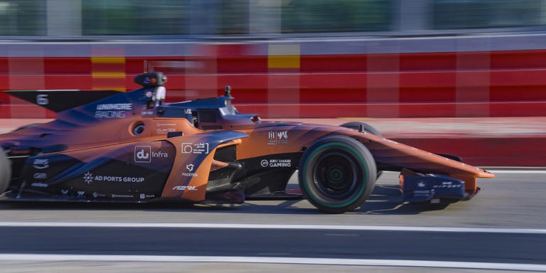 A dramatic autonomous racing crash showed how far self-driving race ...