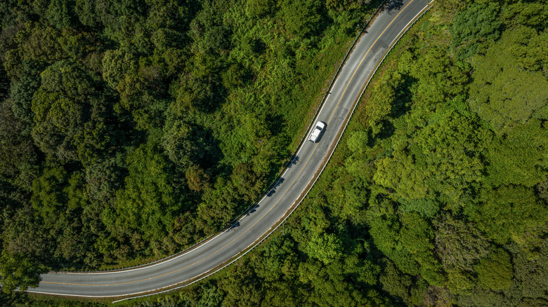 Why you should never, ever coast in neutral while driving downhill