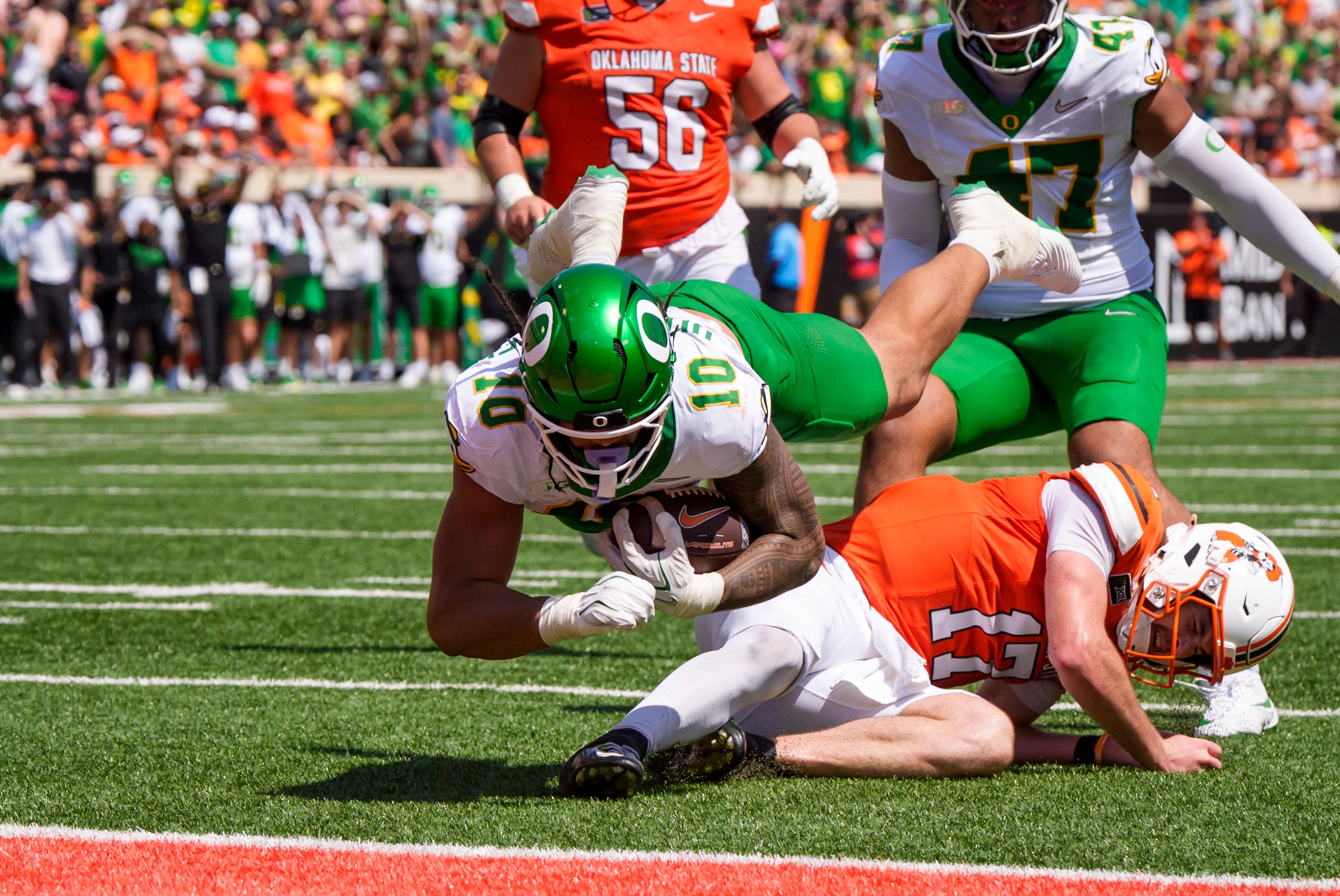 Oregon vs Oklahoma State kicks off after lengthy thunderstorm delay