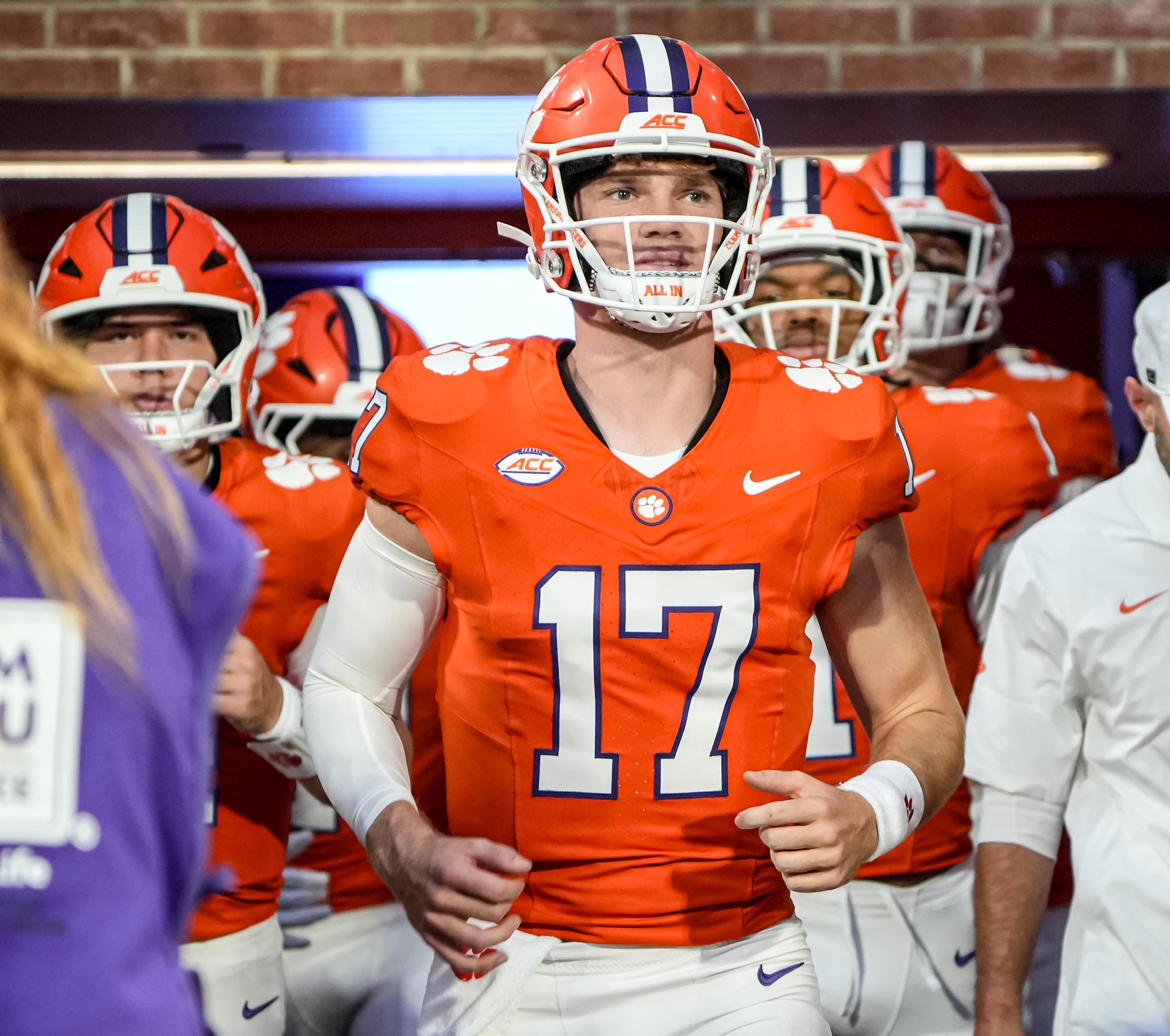 Christopher Vizzina injury: Dabo Swinney gives update after Clemson QB ...