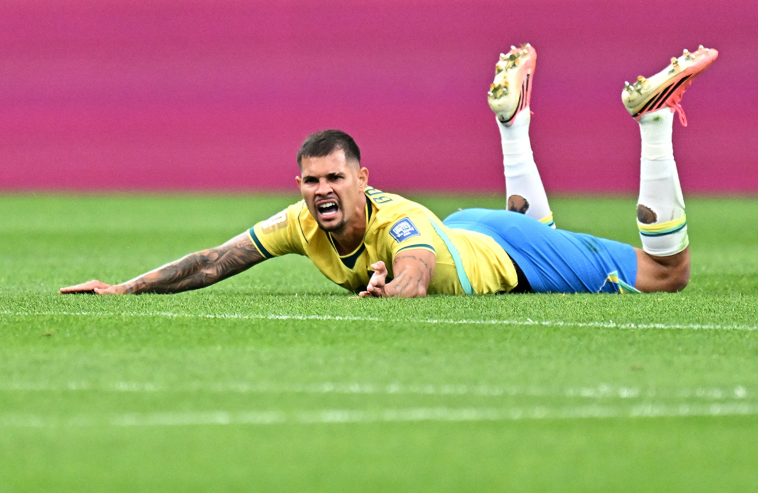 Watch: Bruno Guimaraes scores sensational goal to give Arsenal lead ...