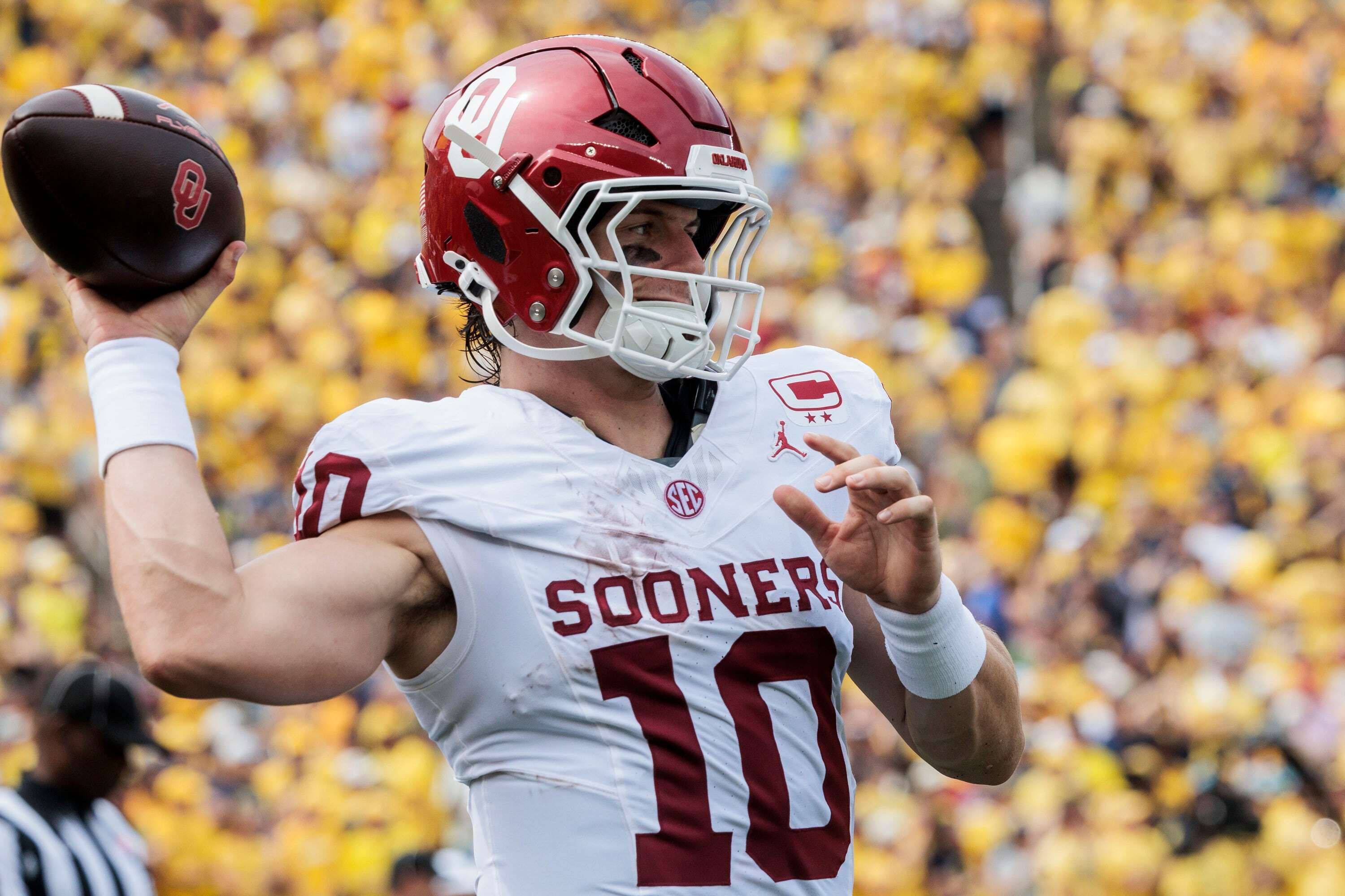 Michigan upsets Oklahoma to improve to 2-0: Live updates recap