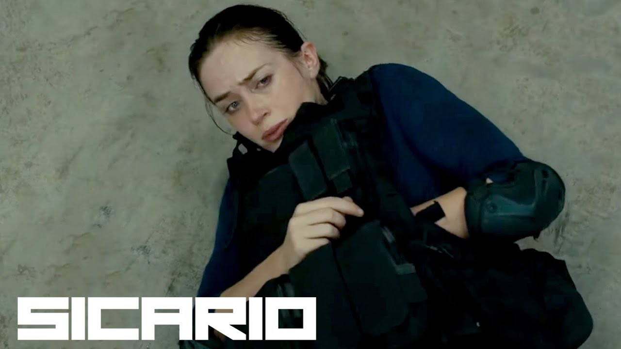 Sicario: Kate follows Alejandro into the cartel tunnels