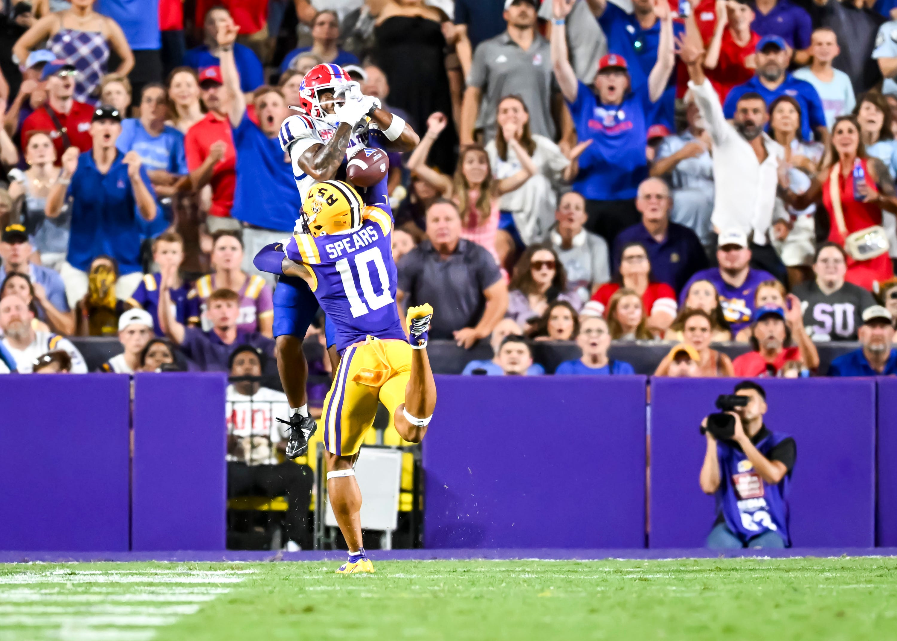 Dashawn Spears injury update: Latest news after LSU DB exits game