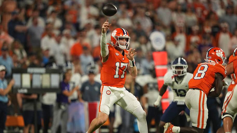 Clemson fans given no reason to believe after lackluster first half vs. Georgia Southern