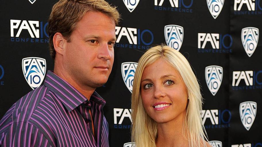 Lane Kiffin's wife Layla Kiffin shows off toned physique before LSU game