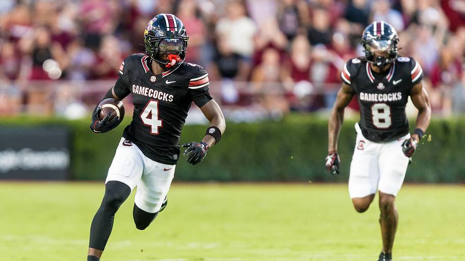 South Carolina up 17-3 over Towson; offense struggling at the start