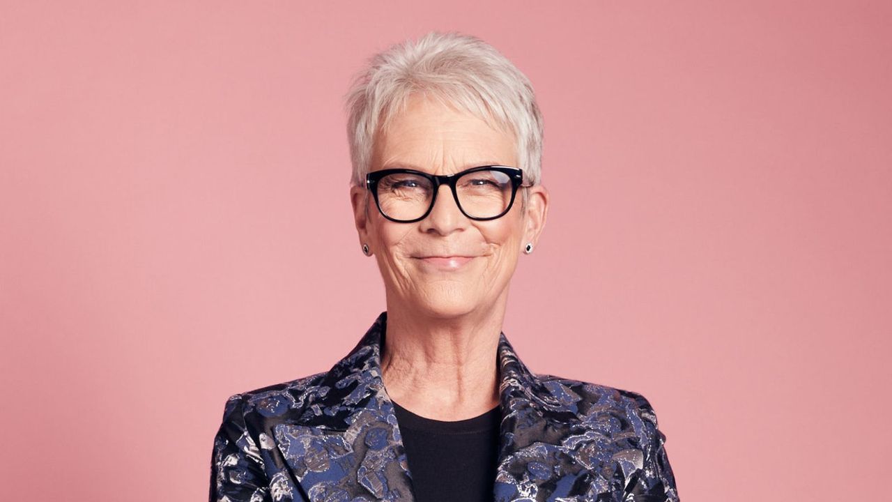 Jamie Lee Curtis's '70s pool design is chic enough to bring into September