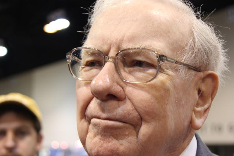 If a market crash is coming, here's a piece of Warren Buffett wisdom that you should follow