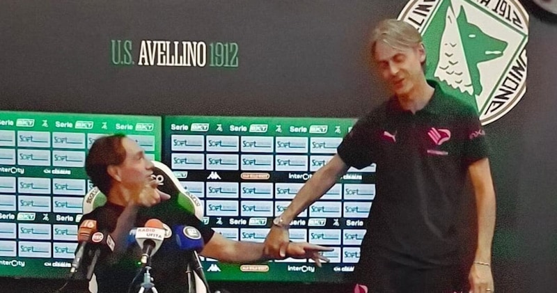 Inzaghi interrompe la conferenza di Nesta, la reazione è bellissima: il ...