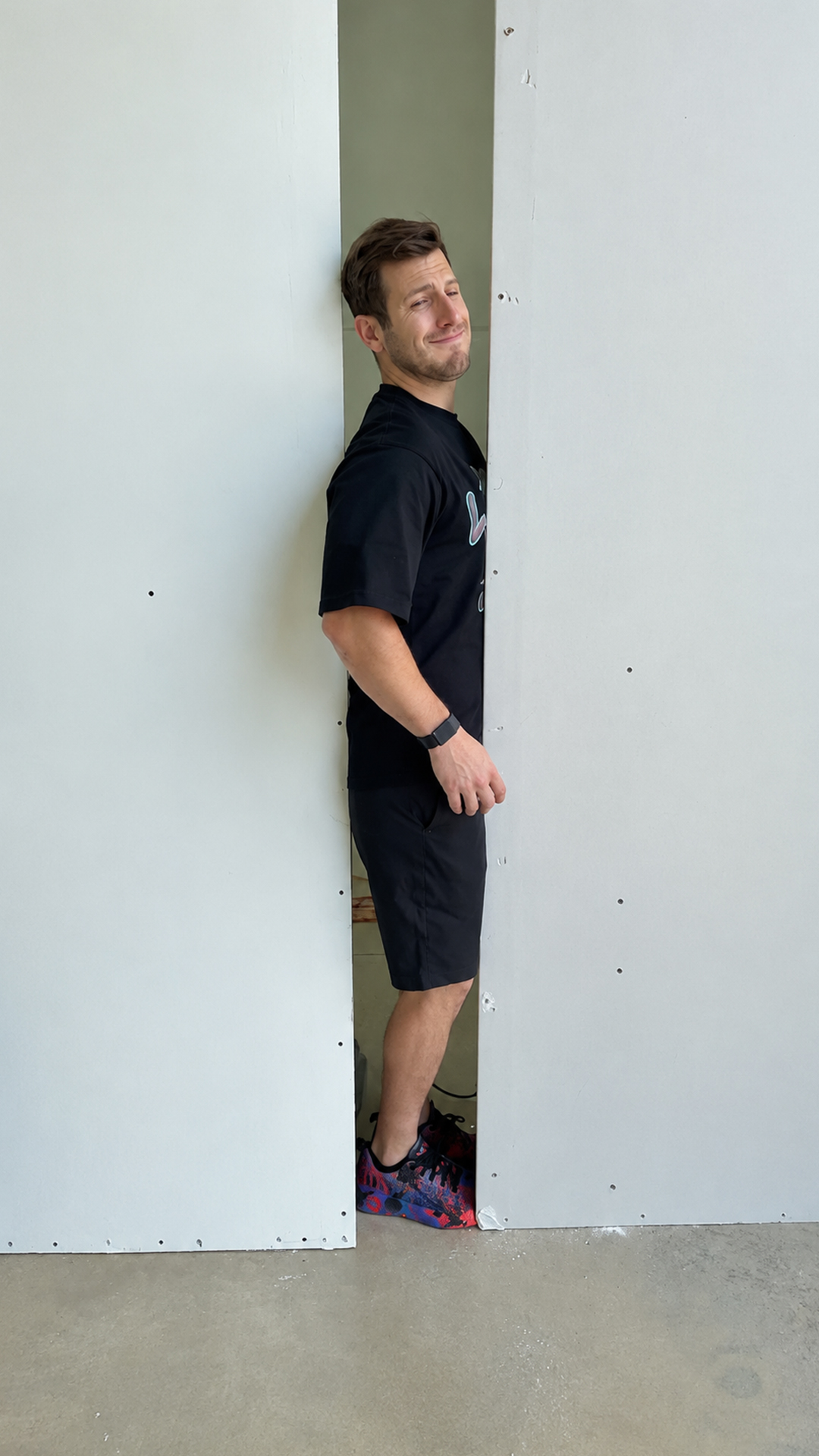 Easy trick to seal tight drywall gaps