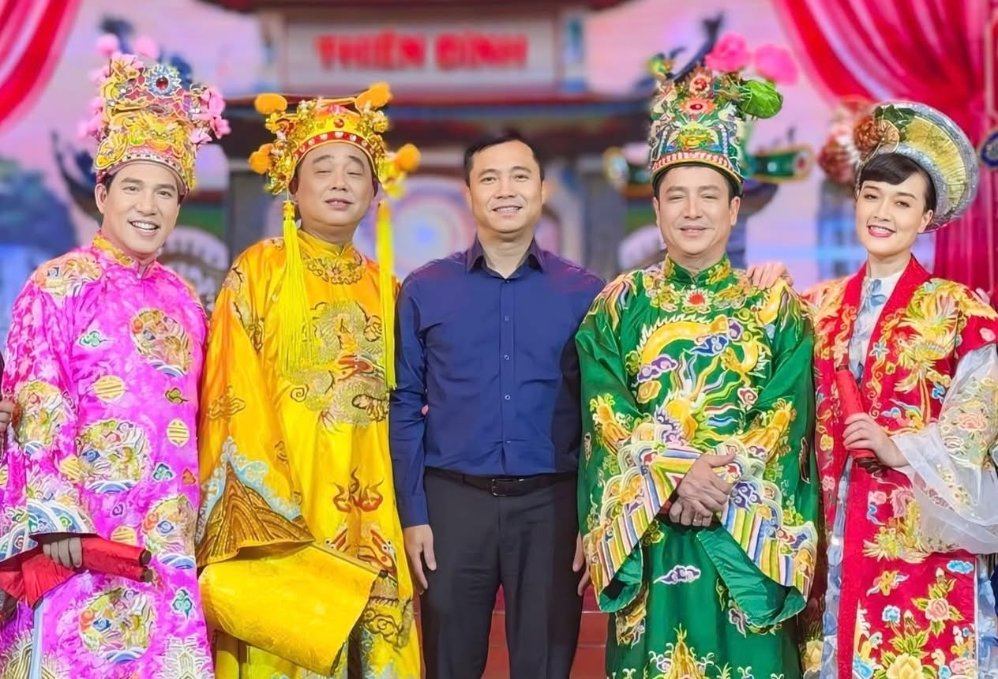 Tình cảm gắn bó giữa Phó Tổng Giám đốc VTV Đỗ Thanh Hải và dàn diễn viên Táo quân