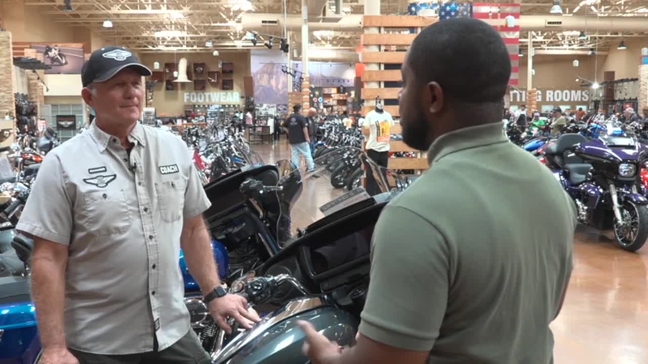 Las Vegas police, Harley-Davidson team up to offer free motorcycle ...