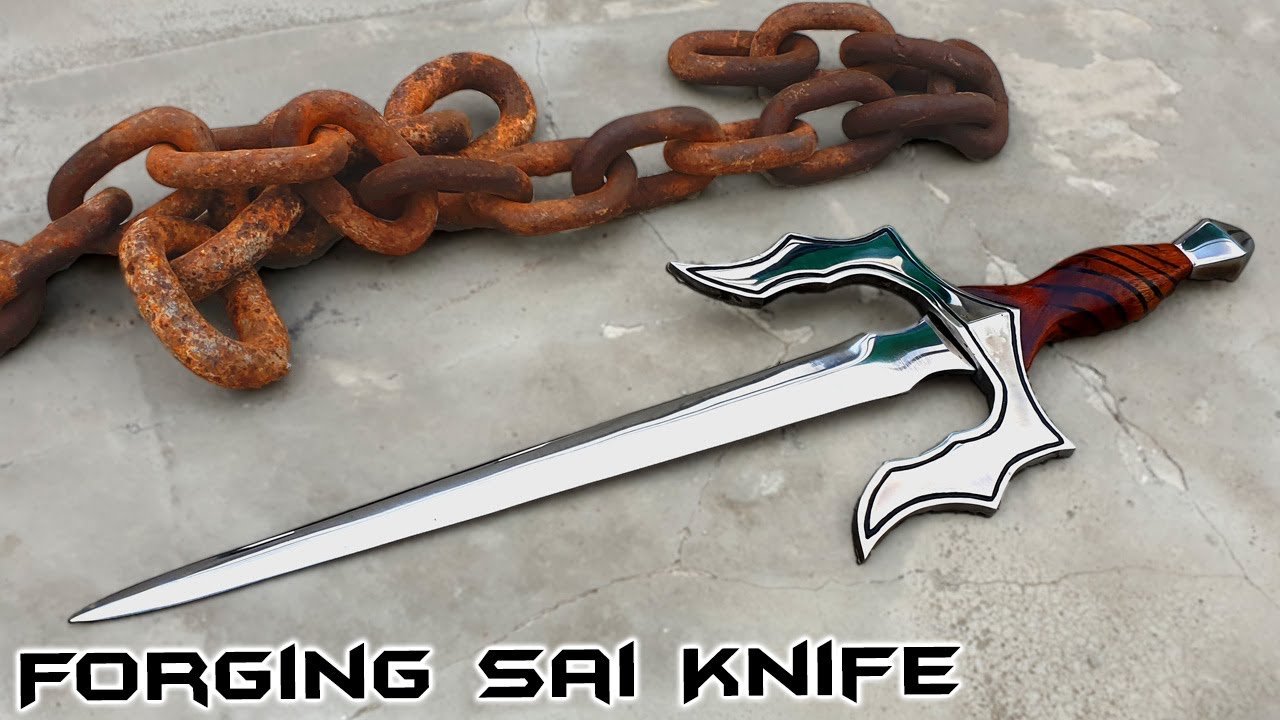 Forging Sai knife out of rusted iron chain