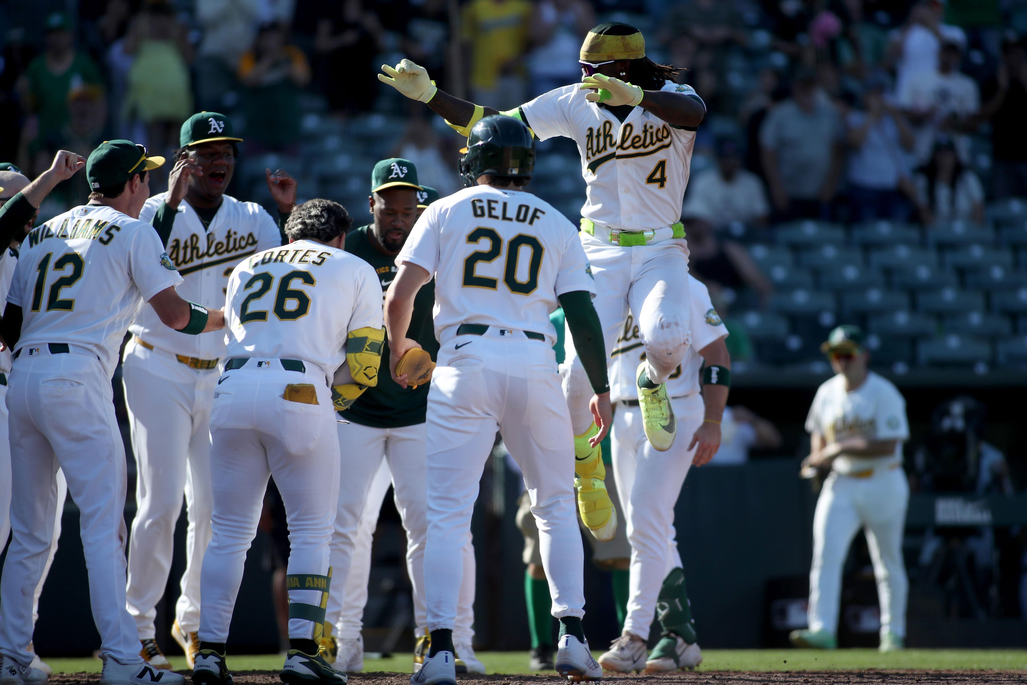 M's play like A's, get walked off 8-7
