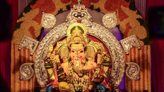 Ganesh Chaturthi 2026: Mumbai’s festive property offers are shifting from traditional freebies to flexible payment plans, easing buyers’ cash-flow burden without necessarily lowering property prices.