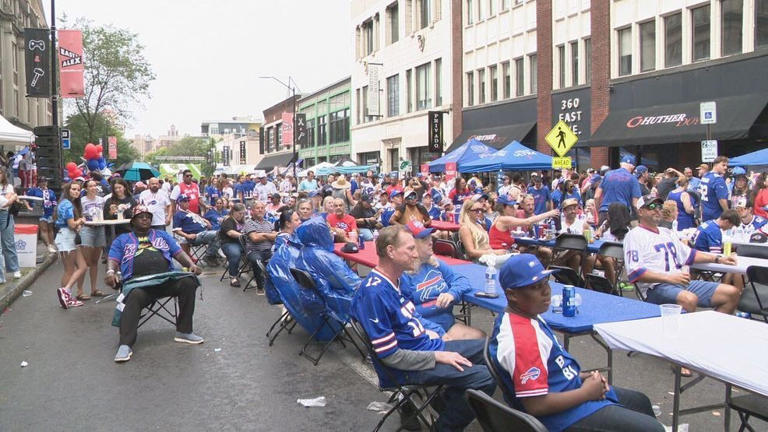 Gallery: Bills fans react to season-opening win against Texans