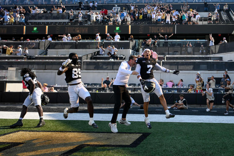 Vanderbilt Upsets NC State After Final-Second Fumble Recovery Touchdown