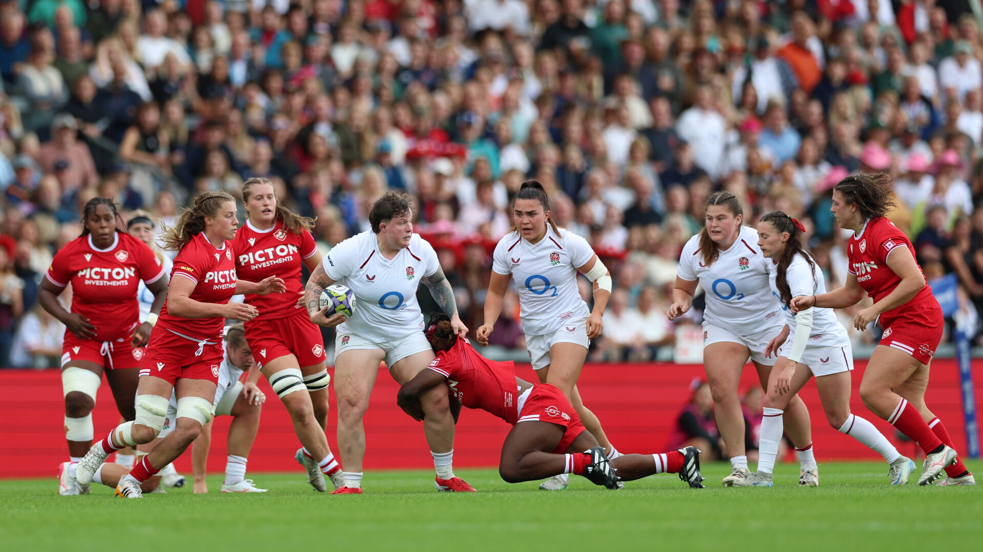 Canada halts England’s record 39-match win streak in a gripping 26-26 ...