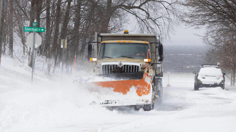 Maps show US states facing most snow this winter—are they reliable?