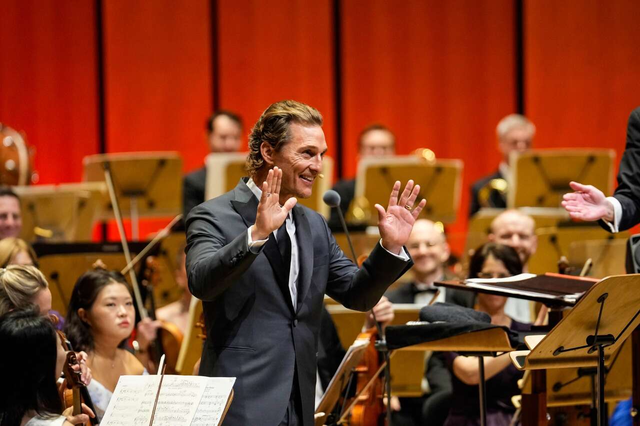 Matthew McConaughey narrates 'Lincoln Portrait' for Houston Symphony's all-American opening night
