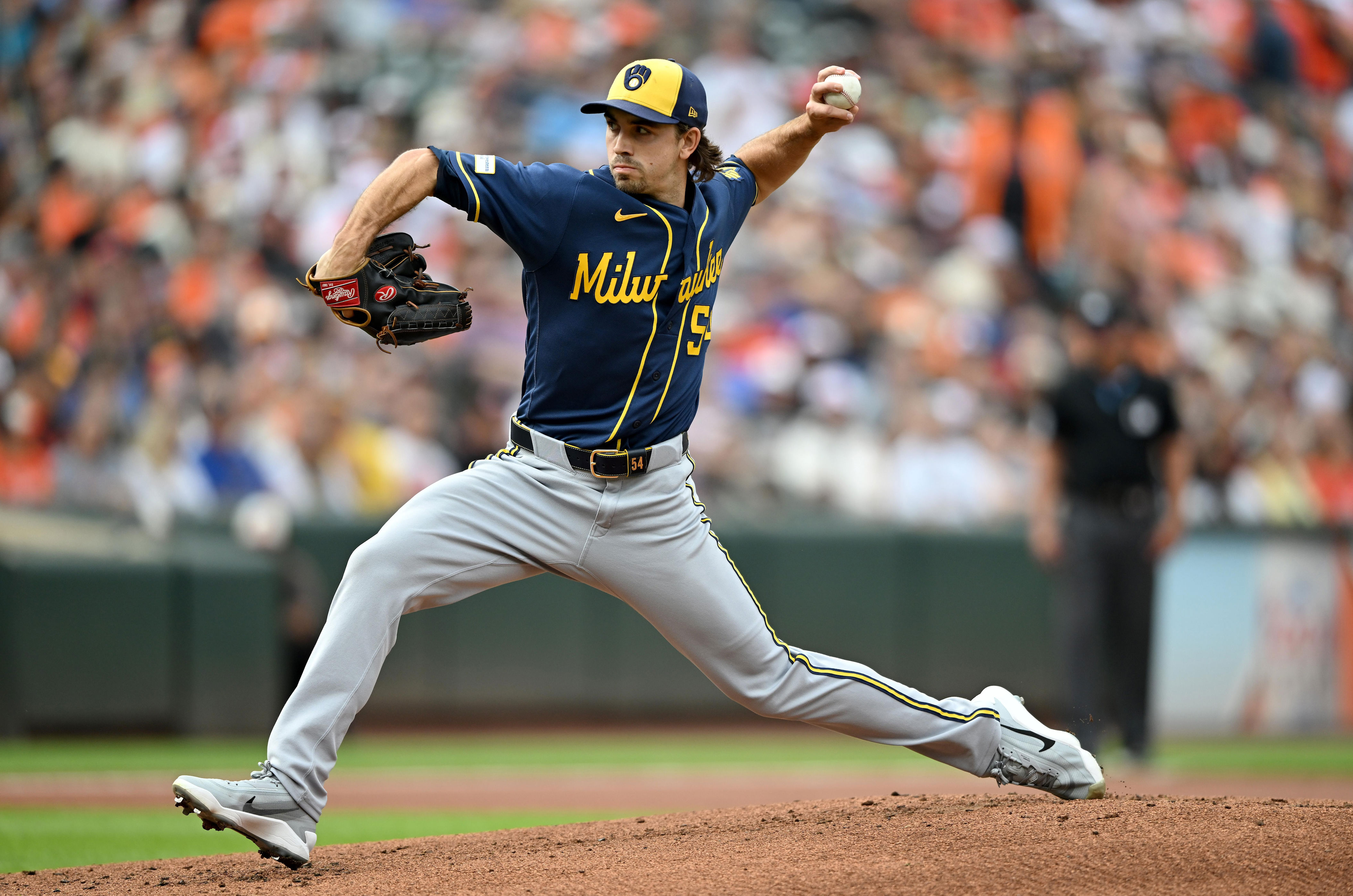Brewers win 1-0 pitchers’ duel in Baltimore thanks to Ortiz’s “sun-triple”