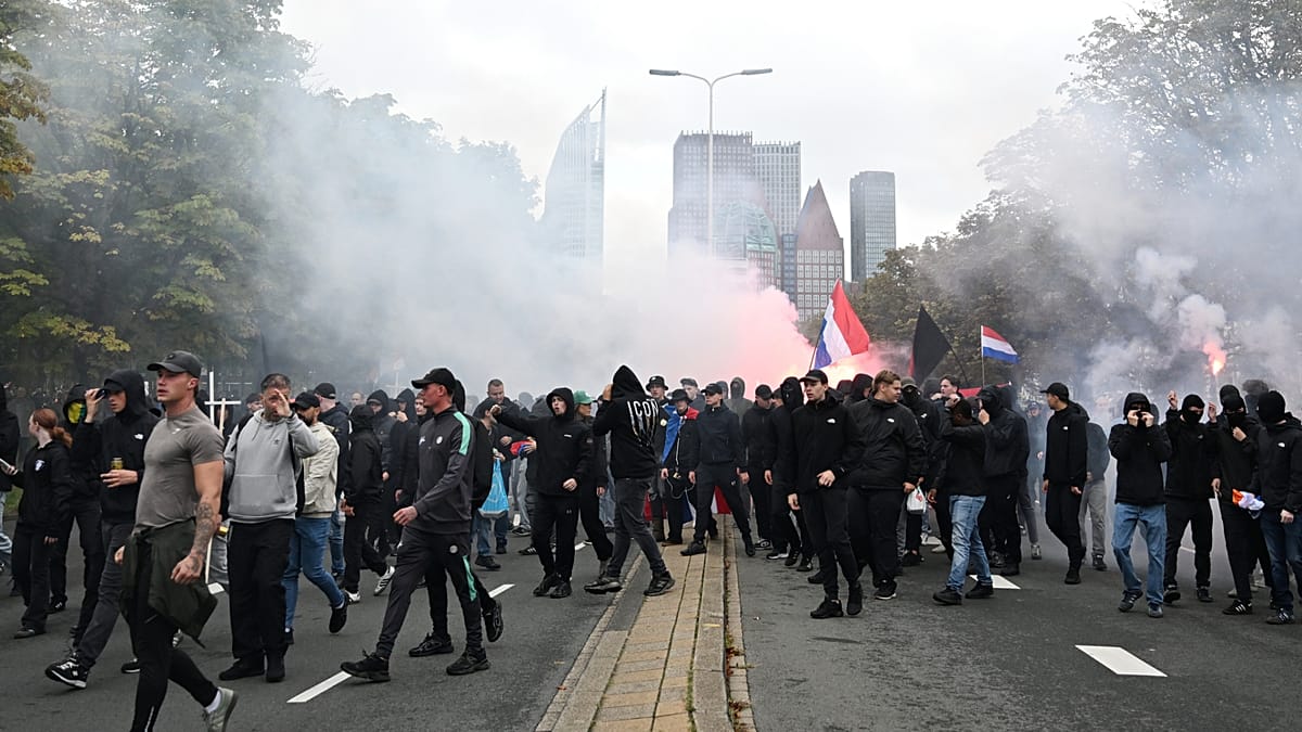 Dutch police clash with hundreds of far-right protesters at anti ...
