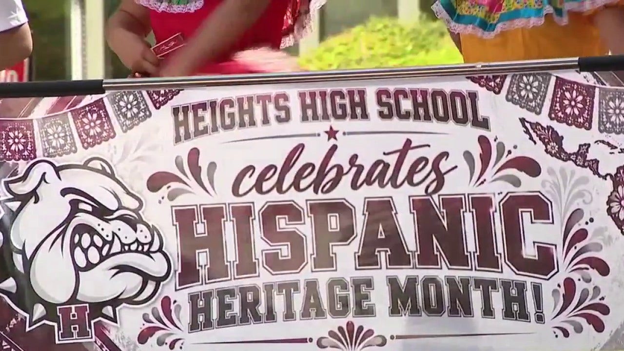 'Fiestas Patrias' parade kicks off Hispanic Heritage Month celebrations ...