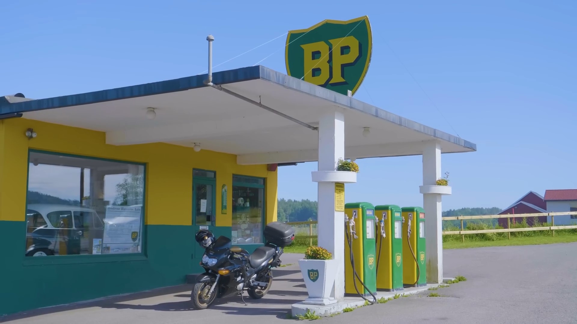 Kjører inn den nye motorsykkelen min