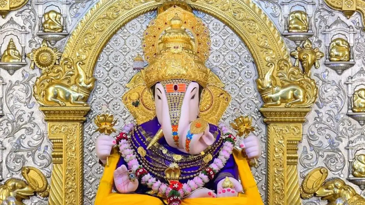 Ganeshotsav 2026: Giant 251-kg rasmalai cake offered at Dagdusheth Ganpati