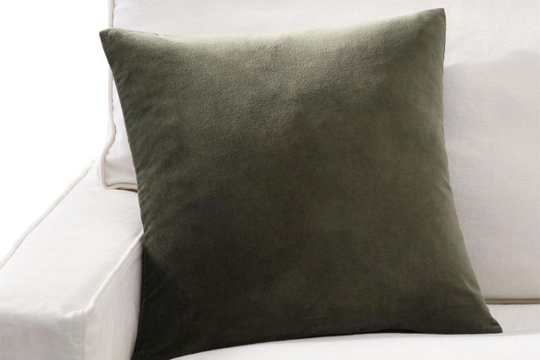 I asked interior designers which fall decor trends are dated and what ...