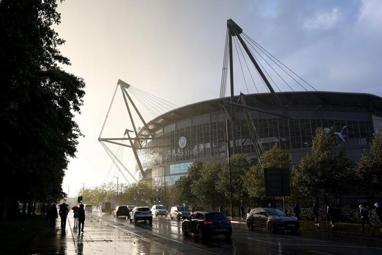 Score predictions: Can Sunderland shock Manchester City at the Etihad?