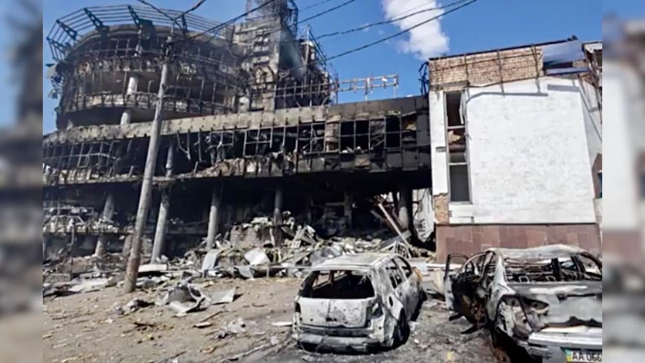 Mass drone war: Ukraine launches largest attack on Moscow; Russian ...