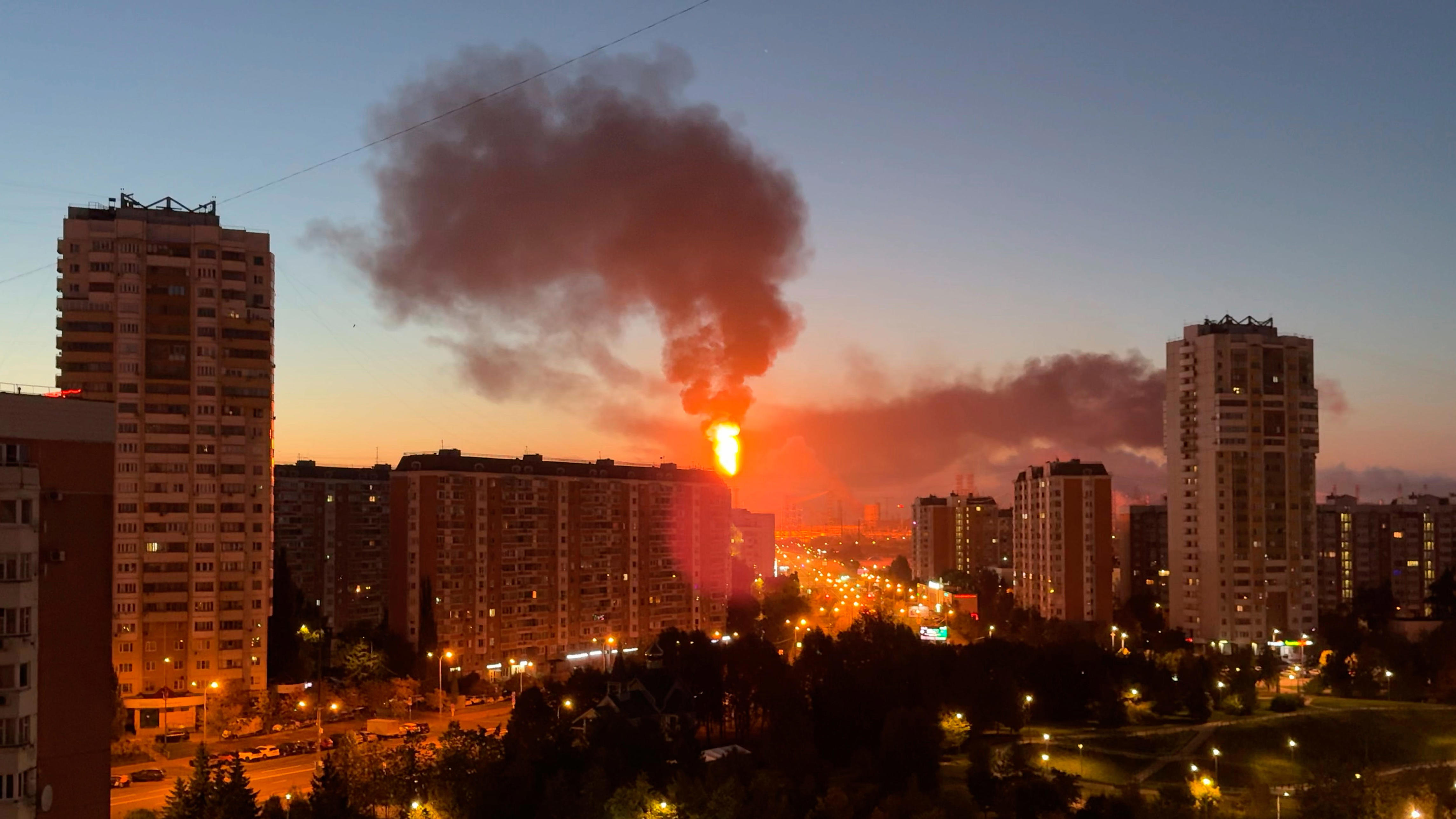 ‘Largest ever’ attack on Moscow as Ukraine fires hundreds of drones at ...