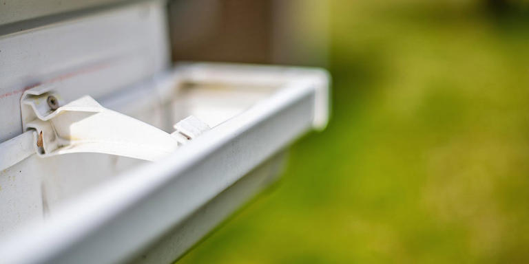 5 serious gutter problems experts say to look for before fall