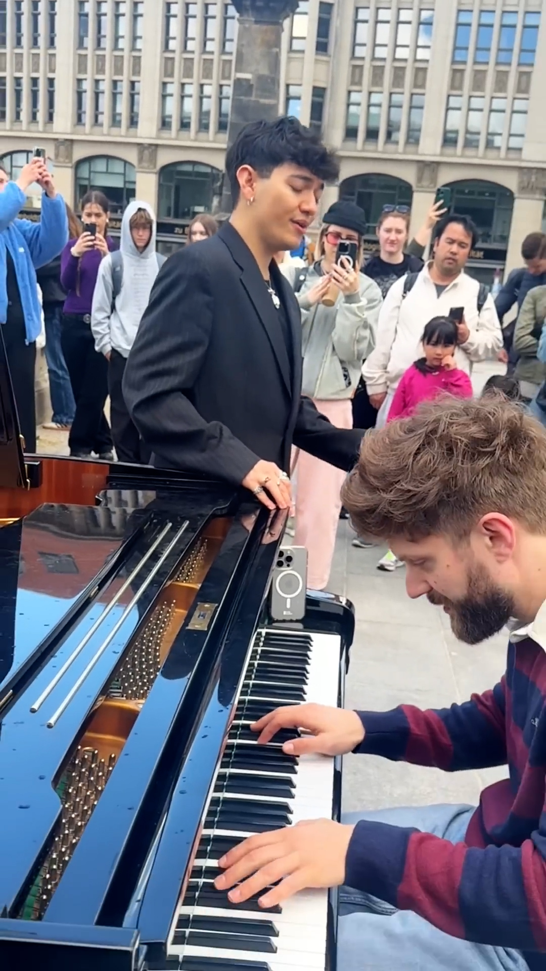 Eurovision winner joins a piano performance in Berlin