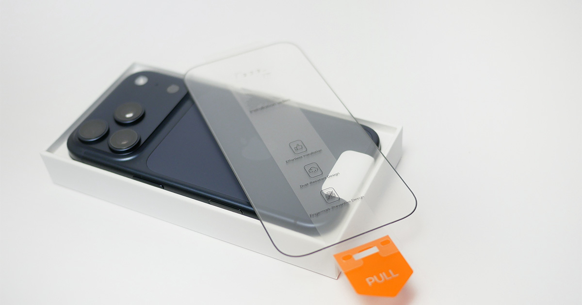 Apple hardware boss says putting screen protectors on iPhones makes his ...