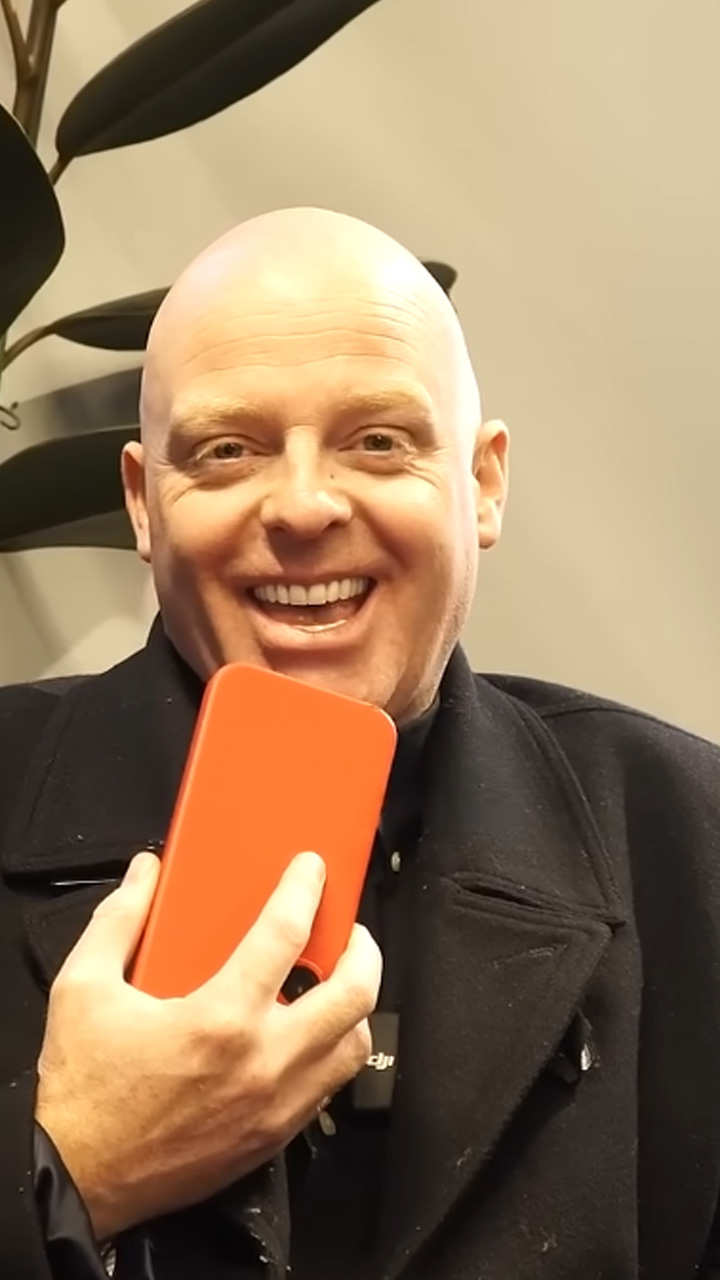 This funny phone call changes everything about magic