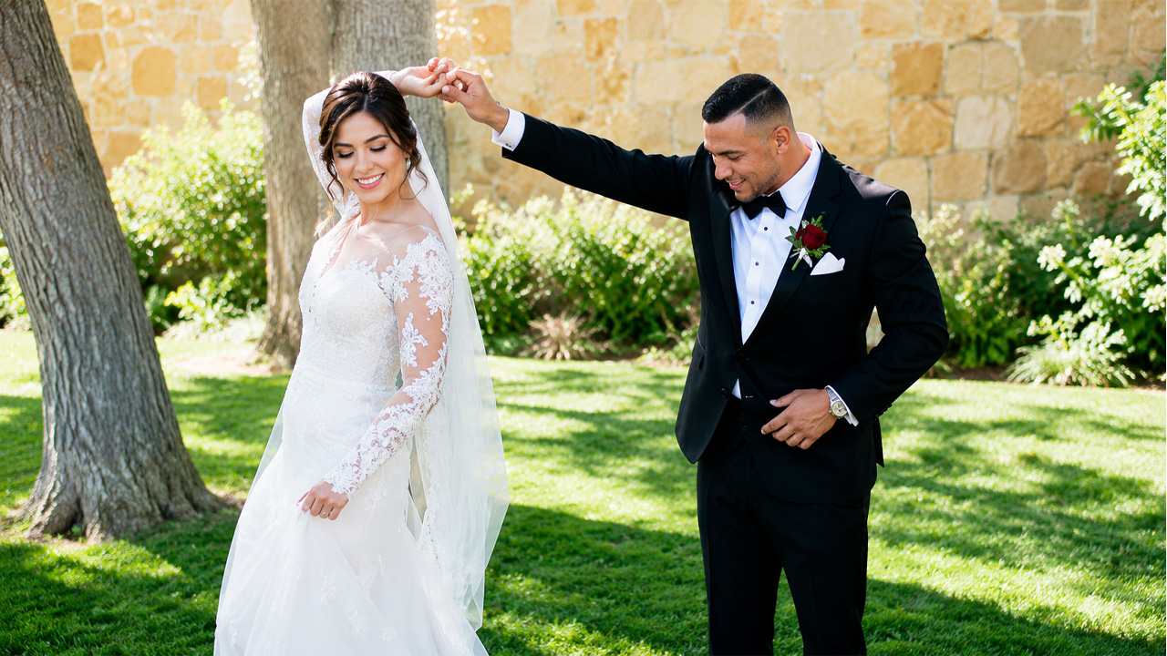 The wine country wedding where cabernet red became the signature of the ...