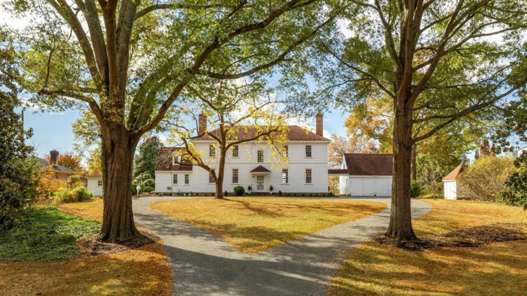 This 1762 Virginia house was dismantled and moved piece by piece to ...