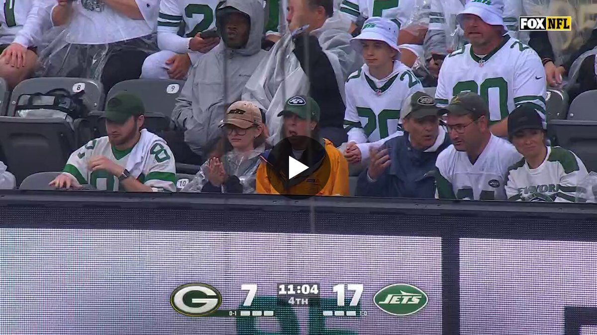 Fox slammed by NFL viewers after shocking broadcasting mistake