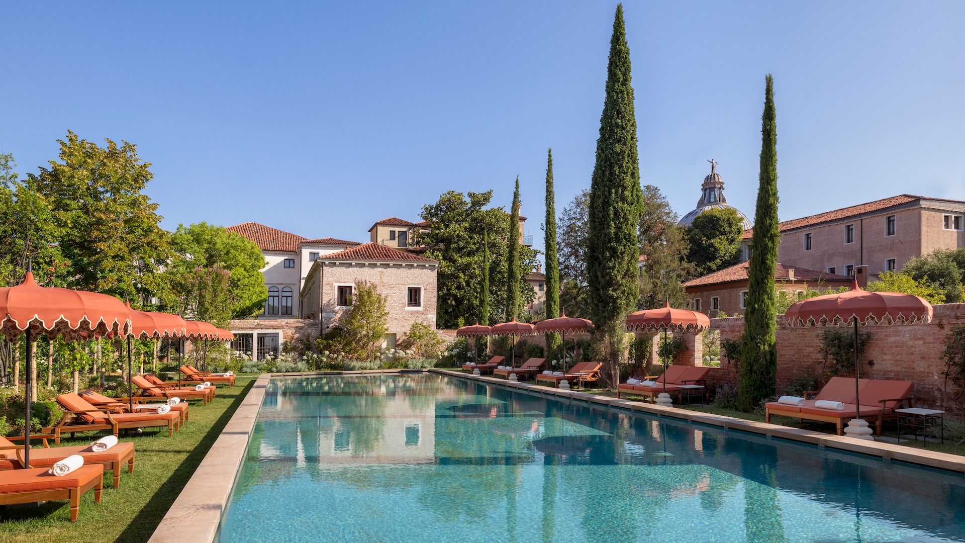 This new luxury hotel in Venice hides the city’s largest spa inside a ...