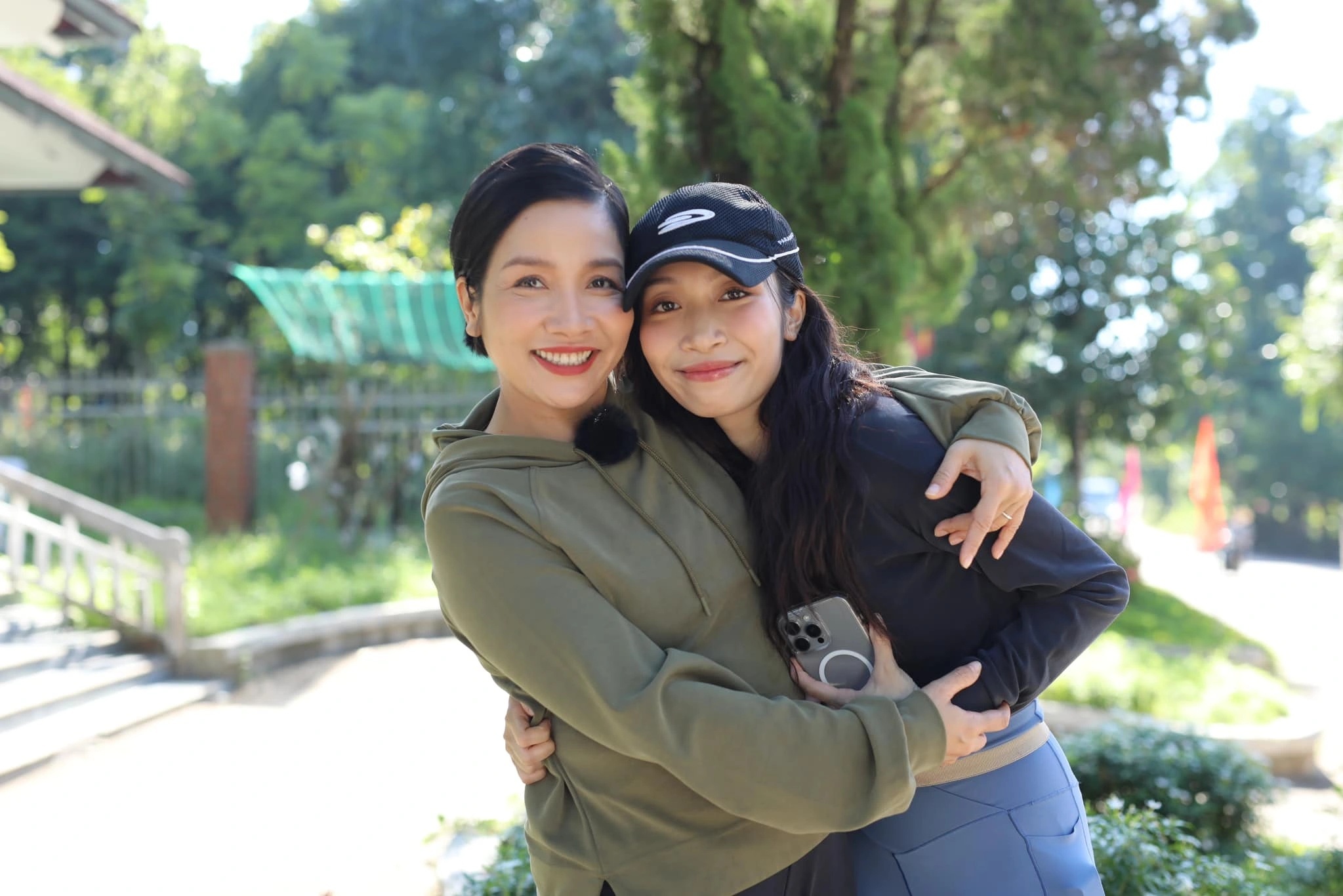Mỹ Anh: Không đợi thành công trong nước rồi mới ra quốc tế
