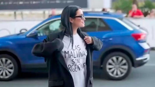 Lali Espósito reveló los motivos detrás de la remera de Las Malvinas que lució en el festival San Sebastián