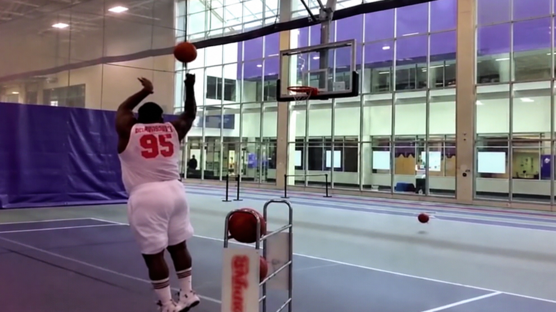 Basketball fails caught on camera
