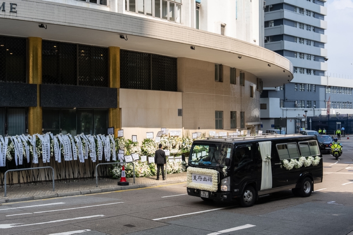 Hong Kong honors first post-colonial leader
