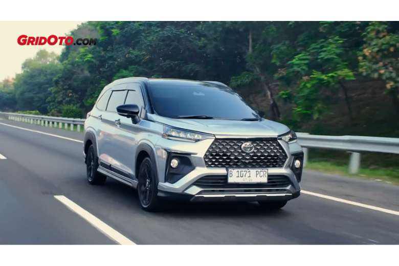 Toyota Veloz Hybrid tuntaskan single tank challenge, tempuh 1.172 km tanpa isi ulang BBM Toyota Veloz Hybrid tuntaskan single tank challenge, tempuh 1.172 km tanpa isi ulang BBM