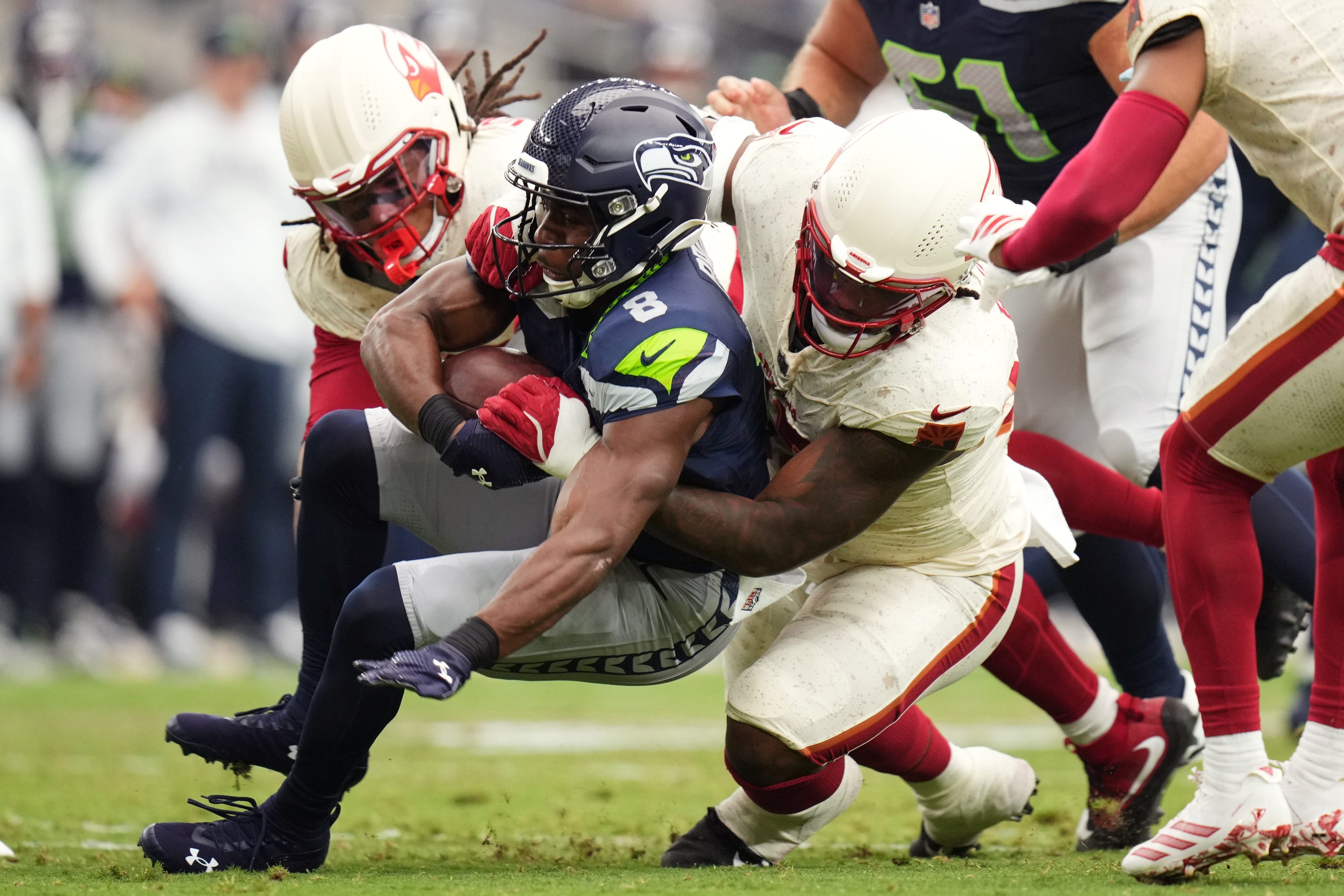 Seahawks RB Jadarian Price exits game vs Cardinals with chest injury